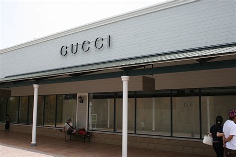 佐野アウトレット gucci 値段|【最新】佐野アウトレットセール時期や攻略まとめ!ブランド割 .